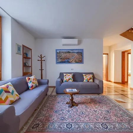 Benci Lalli Apartman *